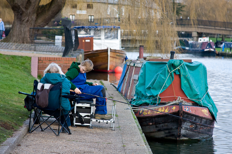 Ely avec Nigel, Ruth, Becky, Jess et Oscar - 02 Janvier 2009