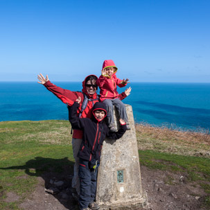 Dinas Island - 13 April 2014 / Alana, Oscar and Jess and the top of the island... mid-way
