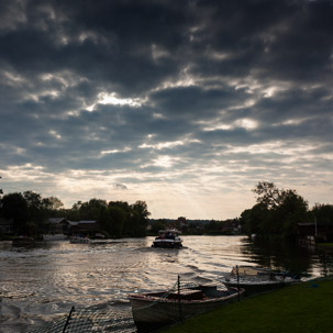 Henley-on-Thames - 31 May 2014 / Sunset on the river