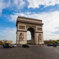 Paris - 30 October 2014 / Typical paris... Arc de Triomphe